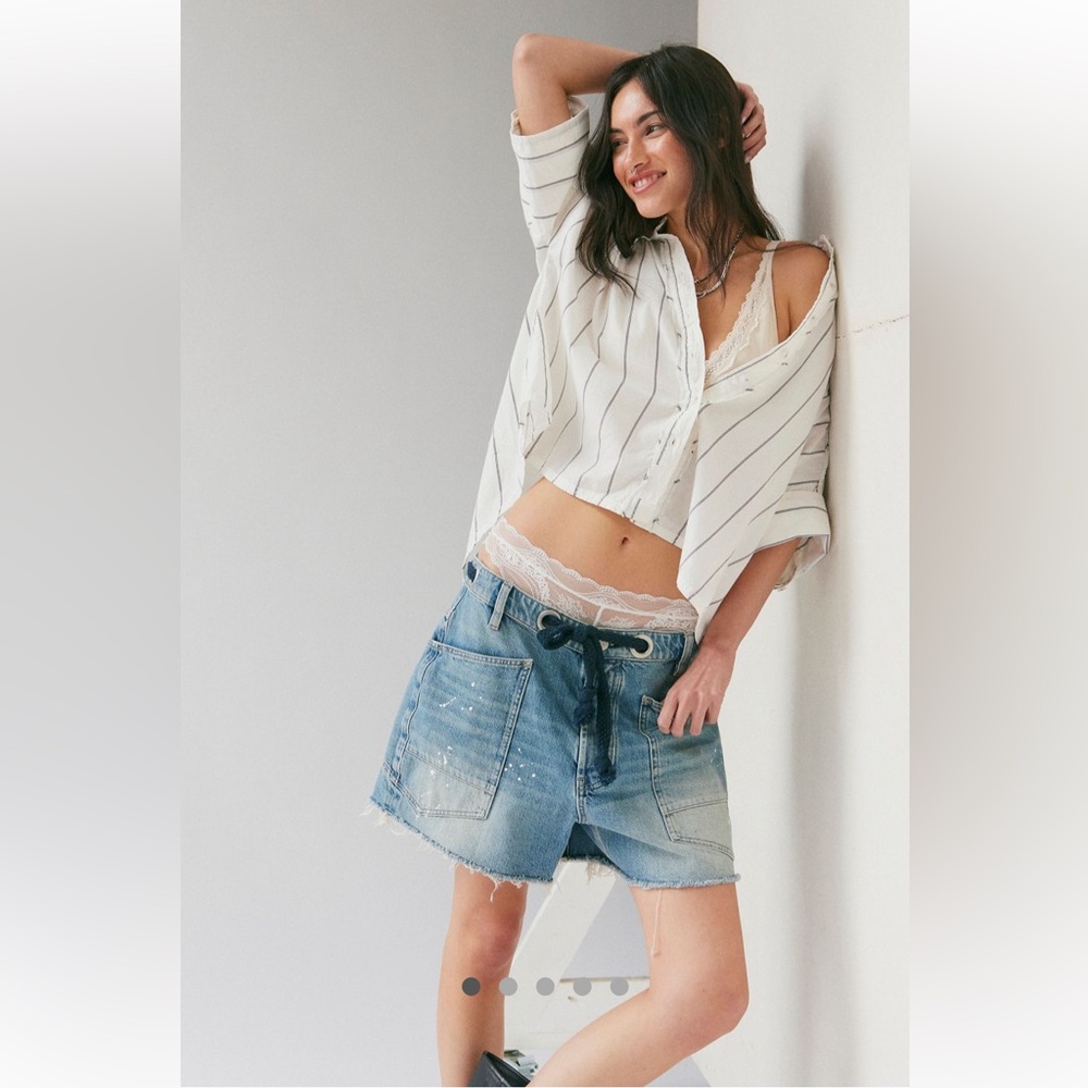 We The Free Moxie Barrel Shorts NWT $128 MSRP *Full Priced Current Item*